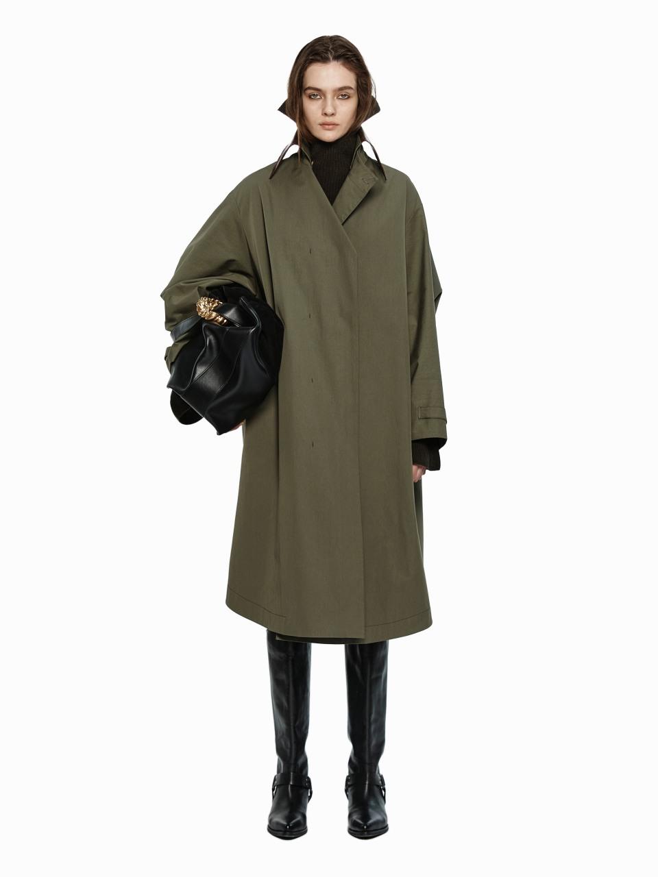 YCH LEATHER NECK DETAIL COAT KHAKI (W24OT0122KK)