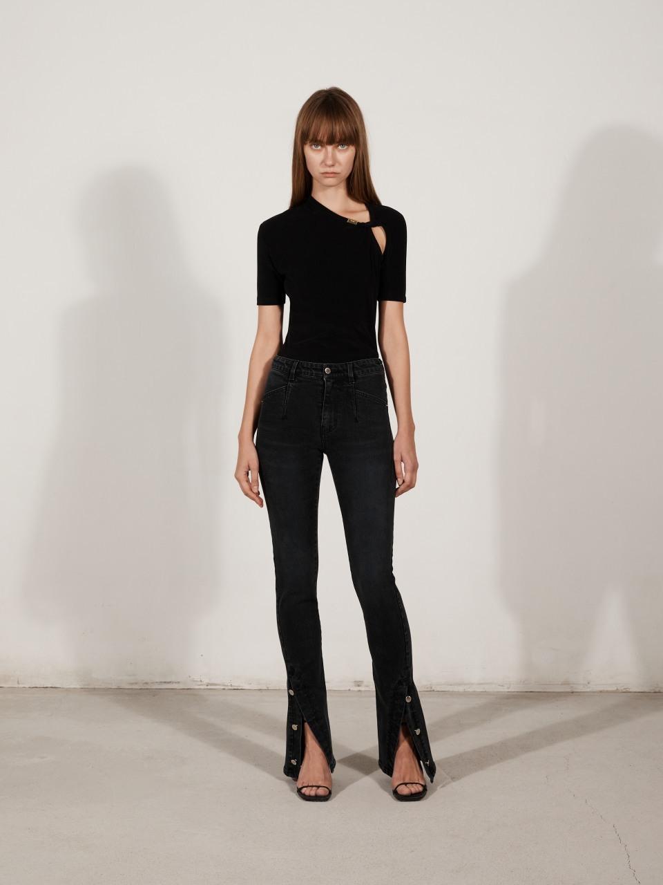 YCH SLIT BOOTCUT JEANS_BLACK