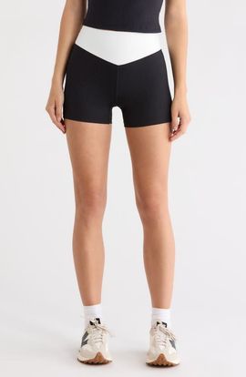 Year of Ours Year of Ours Two-Tone Dip Shorts