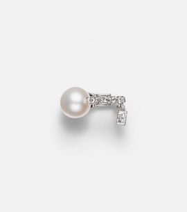 Yeprem Yeprem Pearlescent 18kt white gold single ear cuff with diamonds and freshwater pearl
