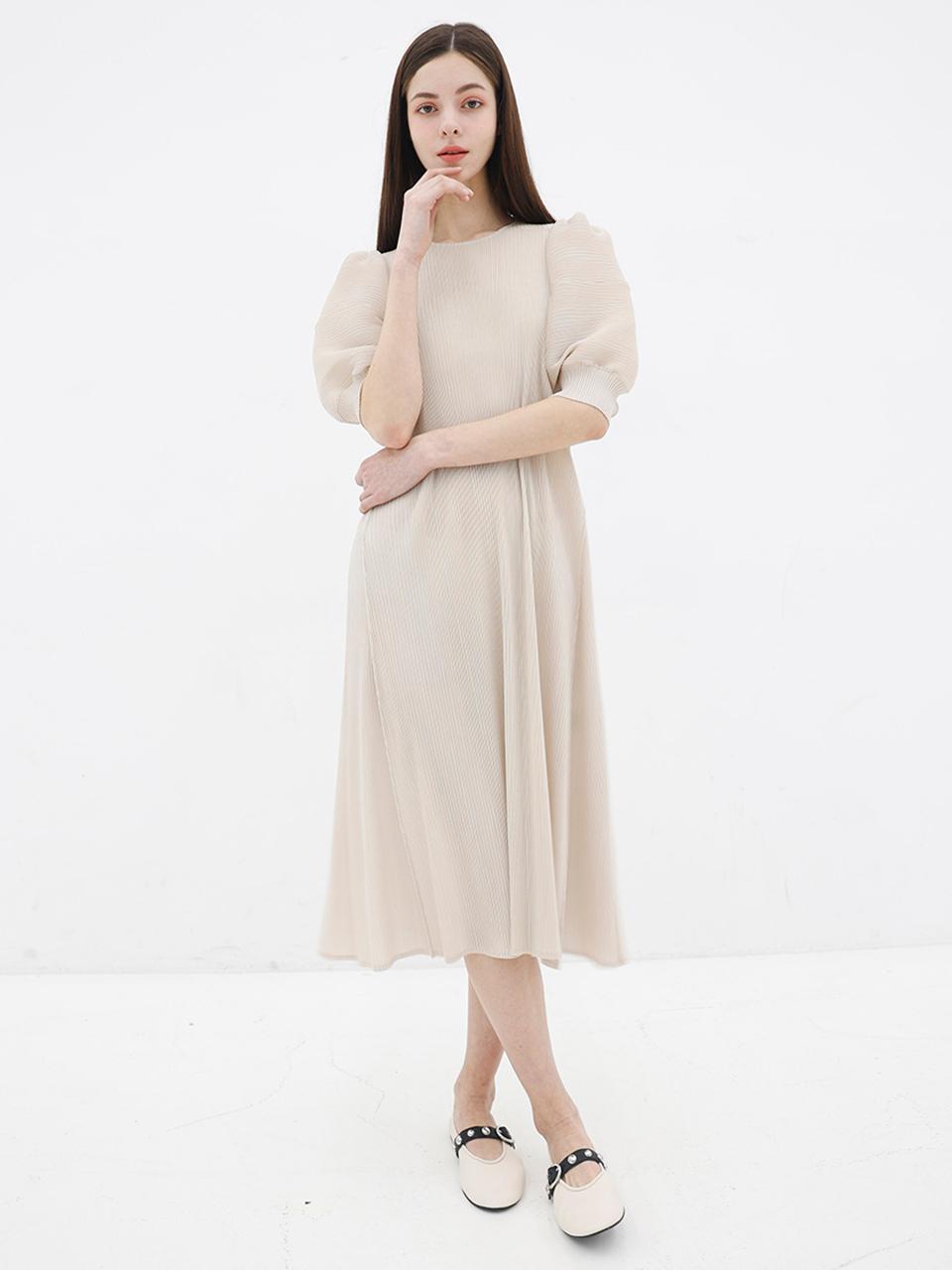 yoyoyoy Puff Sleeve Feminine Dress [Ivory]