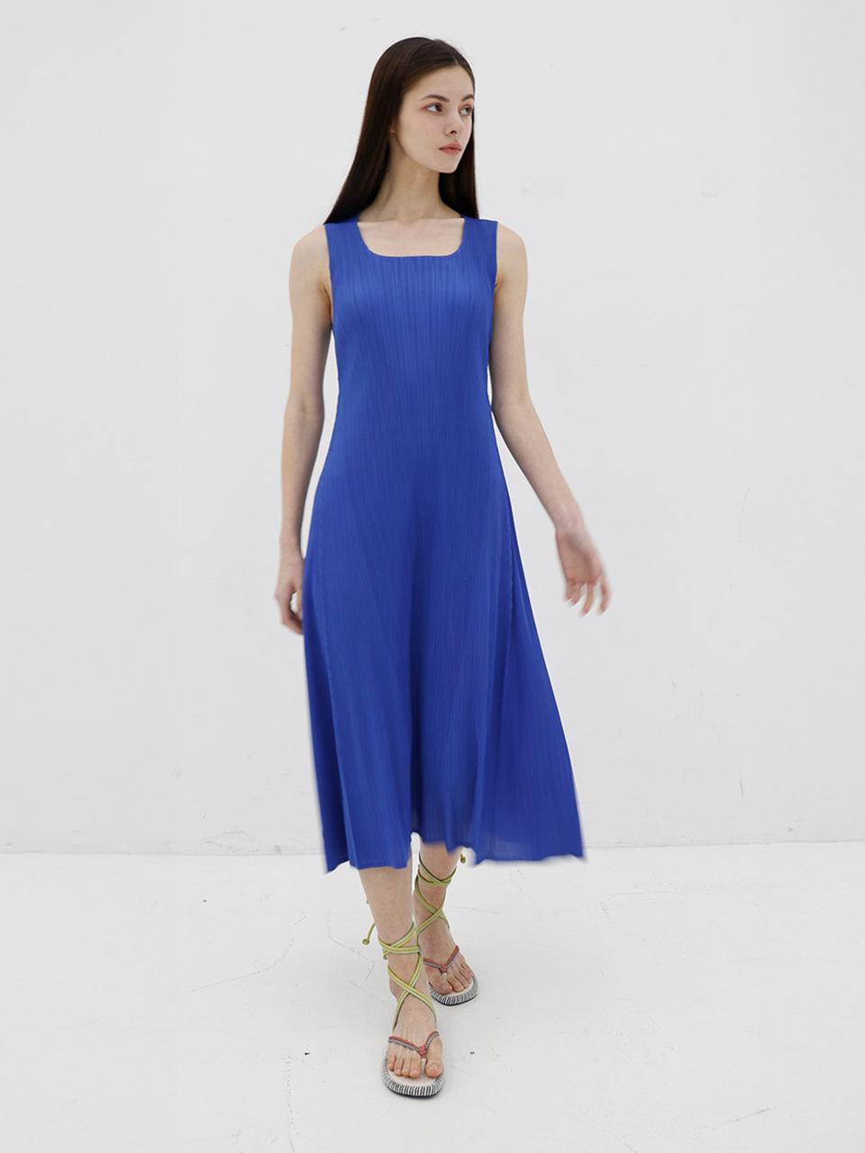 yoyoyoy Square Neck A-Line Dress [Blue]
