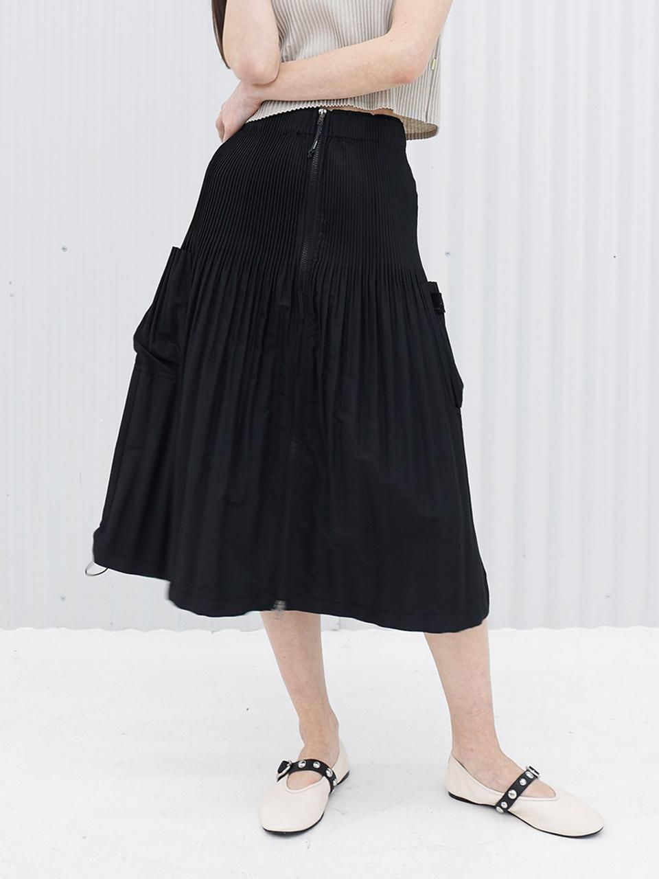 yoyoyoy Utility Pocket Zip-Up Long Skirt [Black]