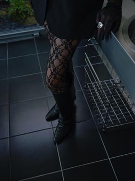 YUJI Plisse Long Boots