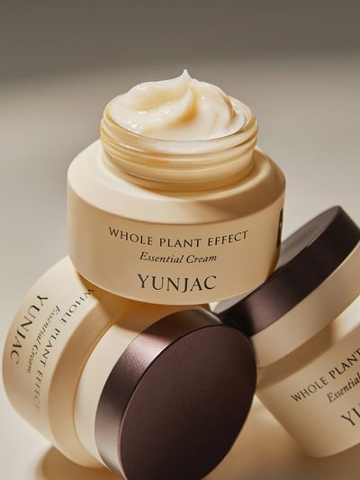 YUNJAC Whole Plant Effect Essential Cream