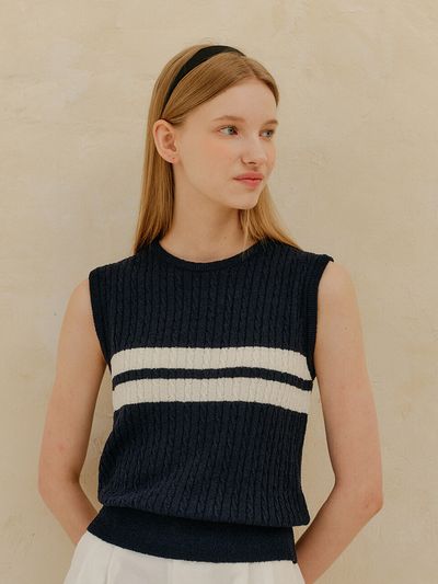 YUPPE Cable Sleeveless Knit _ Navy