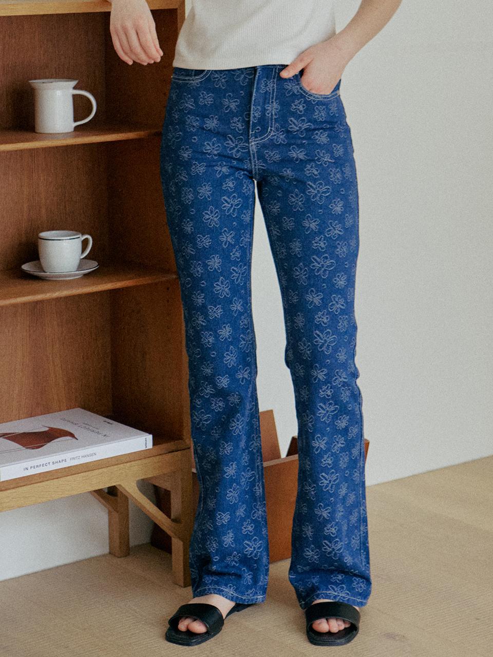 YUPPE Flower Jacquard Bootcut Denim Pants [Blue]