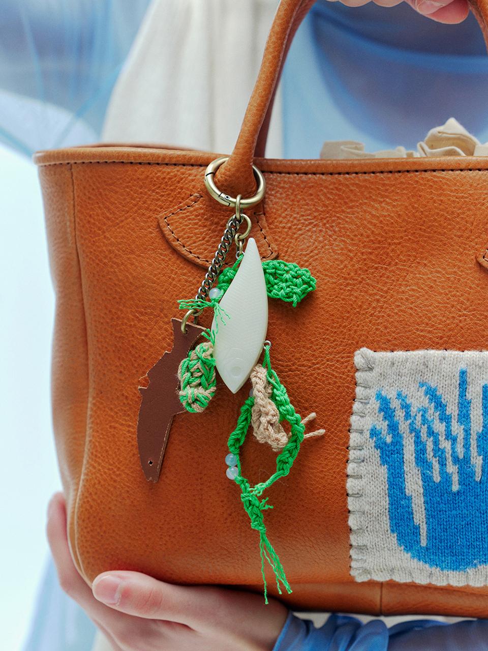 YURT Lure Charm Moss