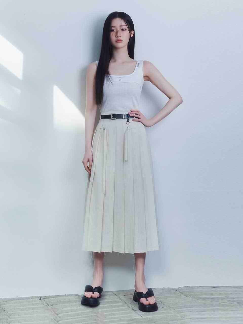 YUTHENTIC Belted Pleats Skirt