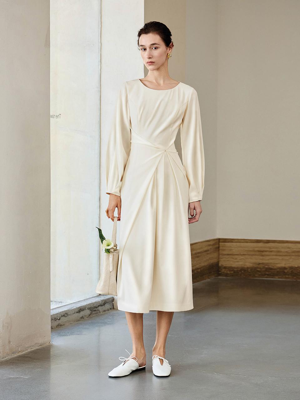 yyiam Cinched Waist Crew Neck Polyester Dress