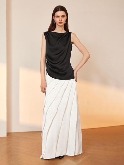 yyiam Diagonal Pleated A Line Skirt