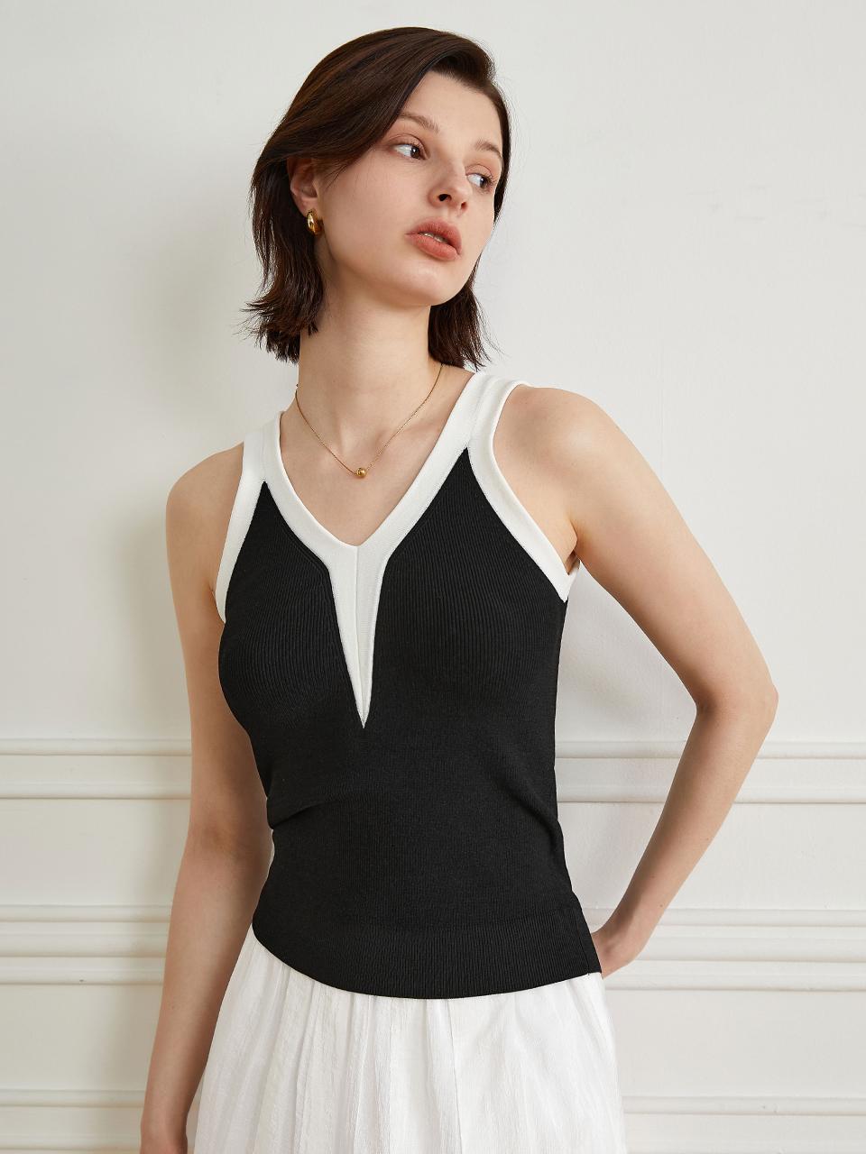 yyiam YY Color Block Knit Sleeveless Top