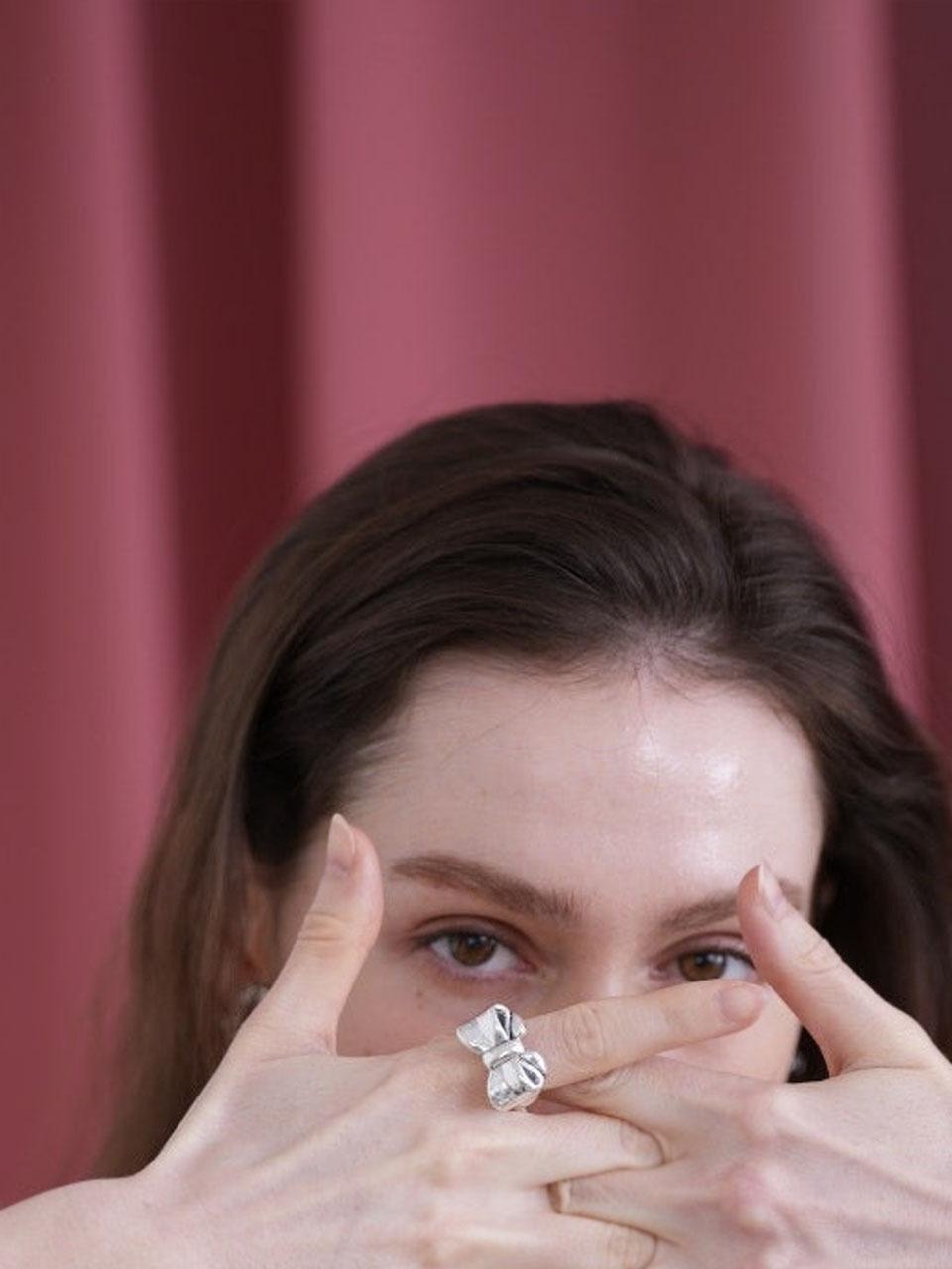 ZOENA Bobo Ribbon Ring