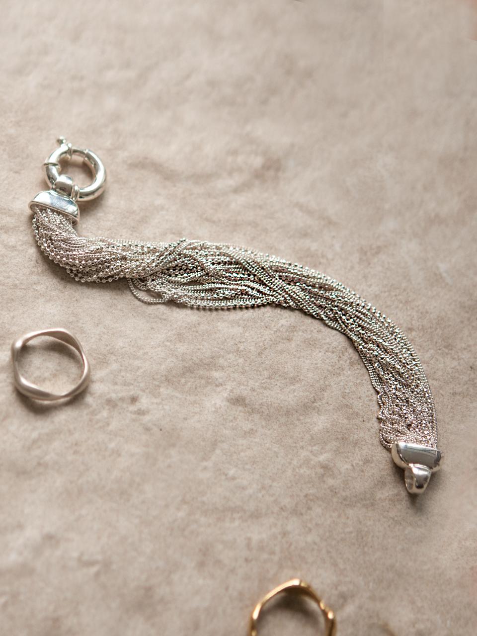 ZOENA Silver Mani Bracelet
