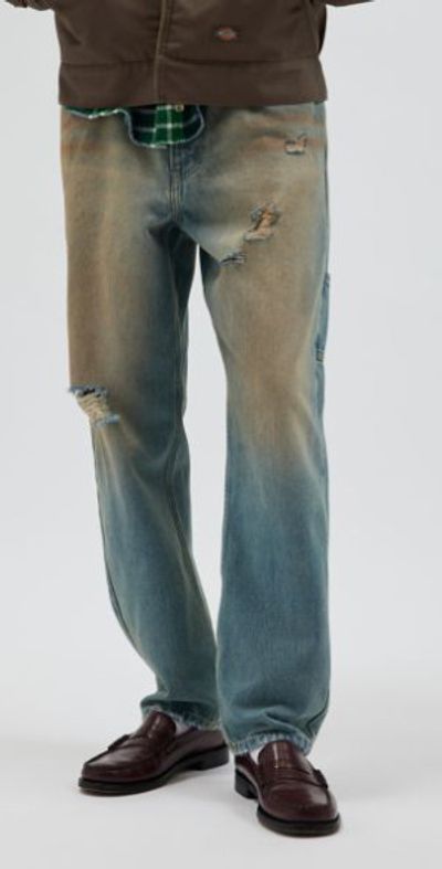 bdg cigarette jeans SALE! Mid Rise Jean Size 27x30 Care 52% Lyocell / 43% Polyester / 3% Rayon / 2% Spandex Machine wash cold Tumble dry low Do not bleach Low iron if needed BDG Destructed Straight Fit Utility