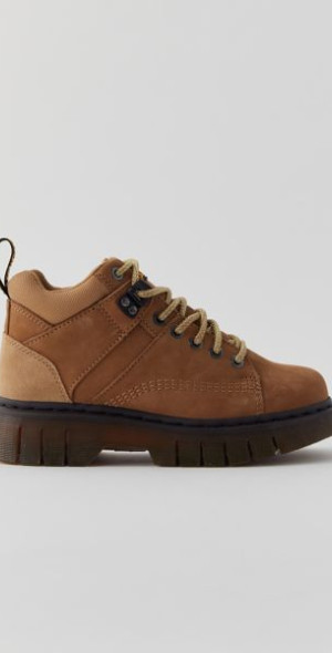 Dr. Martens 2.3回程度の使用で非常に綺麗な状態です。 Dr. Martens Boots