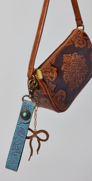 Kimchi Blue - Amira Embossed Leather Bag in Brown, Women's at
