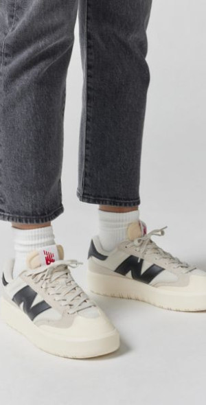 ★ニューバランス★Classics CT302★Moonbeam/Black New Balance - CT302 Sneaker in Moonbeam/Black, Women's at