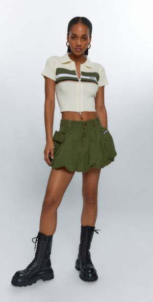 X-girl - Balloon Cargo Skirt in Olive, Women's at Urban Outfitters